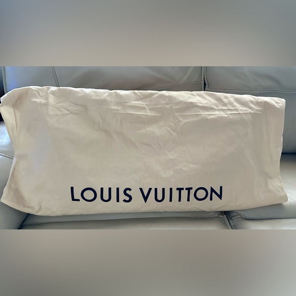 Limited Edition Louis Vuitton By the Pool Keepall 50 NEW - Picture 9 of 12